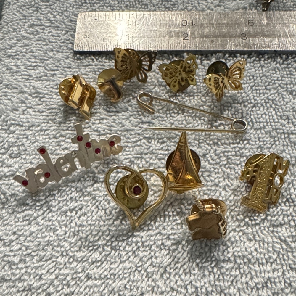Gold and Silver Women's Brooch and Pins Lot of 11